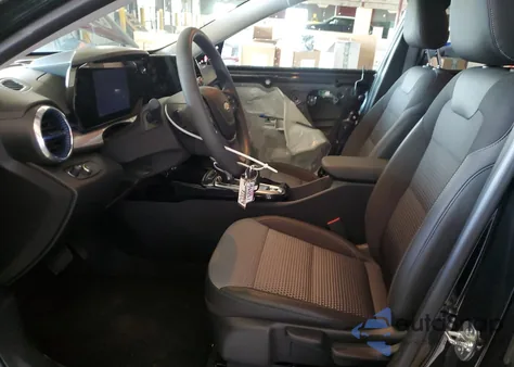 2025 Chevrolet Trax 1Lt из США, поврежденный, VIN KL77LHEPXSC204474